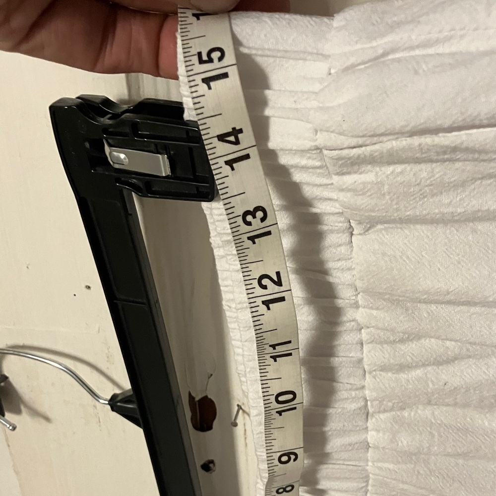 Like new. Just Fashion Now sz L. Waist 31”-32” stretch. Inseam 28” (ankle I - Picture 9 of 15